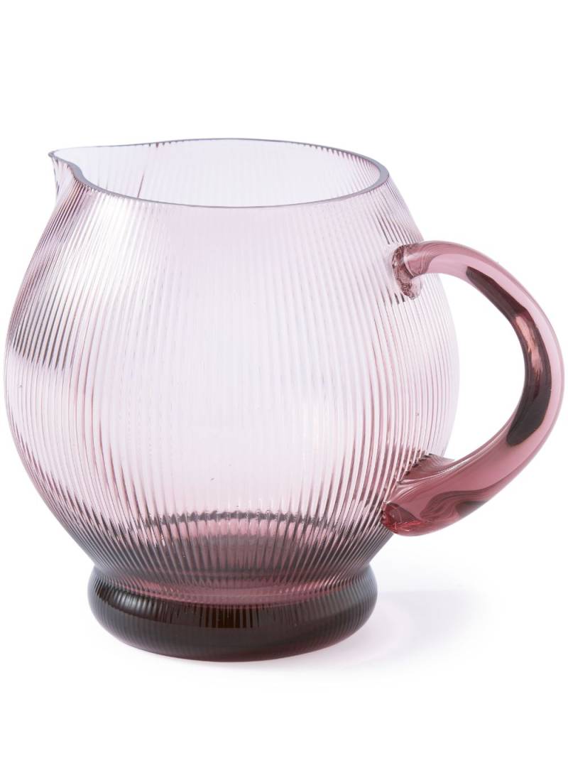 POLSPOTTEN Pum glass pitcher (2l) - Pink von POLSPOTTEN