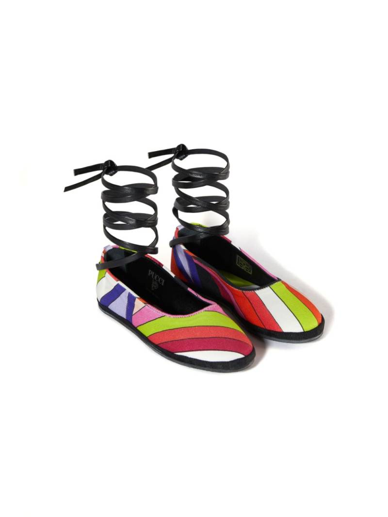 PUCCI Junior Iride-print ballerina shoes - Red von PUCCI Junior