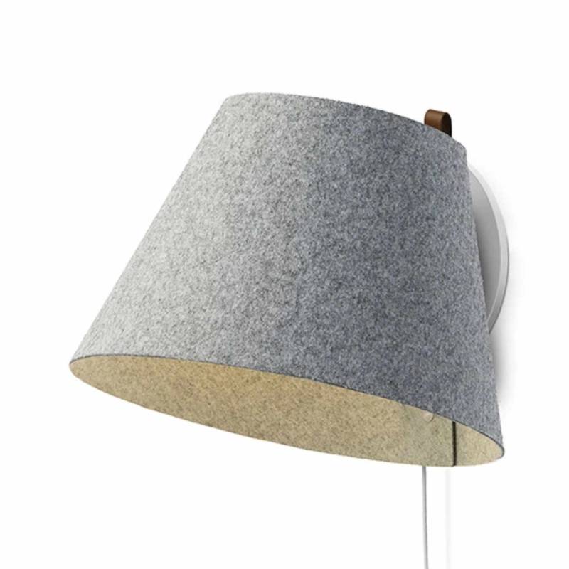 Lana Wall Large Wandleuchte, Farbe stone-grey von Pablo Design