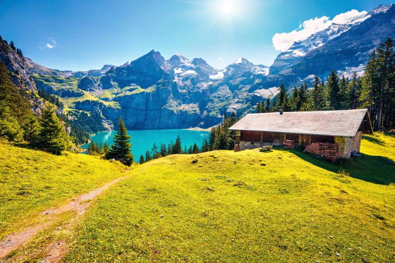 Papermoon Fototapete »ALPEN-SEE UND WIESE-SCHWEIZ« von Papermoon