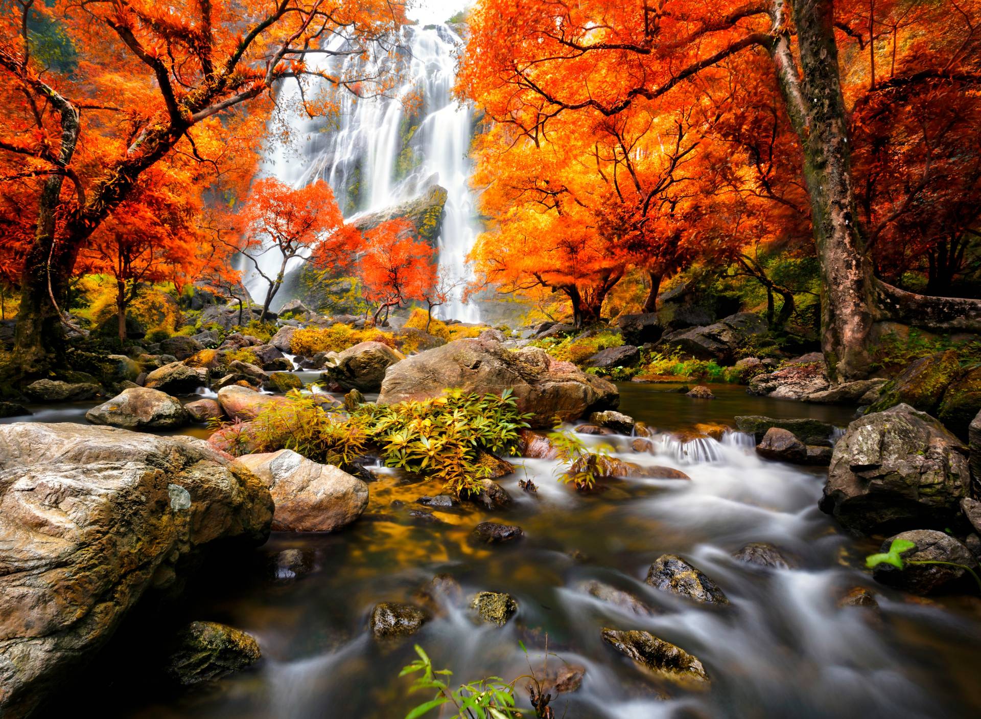 Papermoon Fototapete »Autumn Waterfall« Papermoon Fototapete »Autumn Waterfall« von Papermoon
