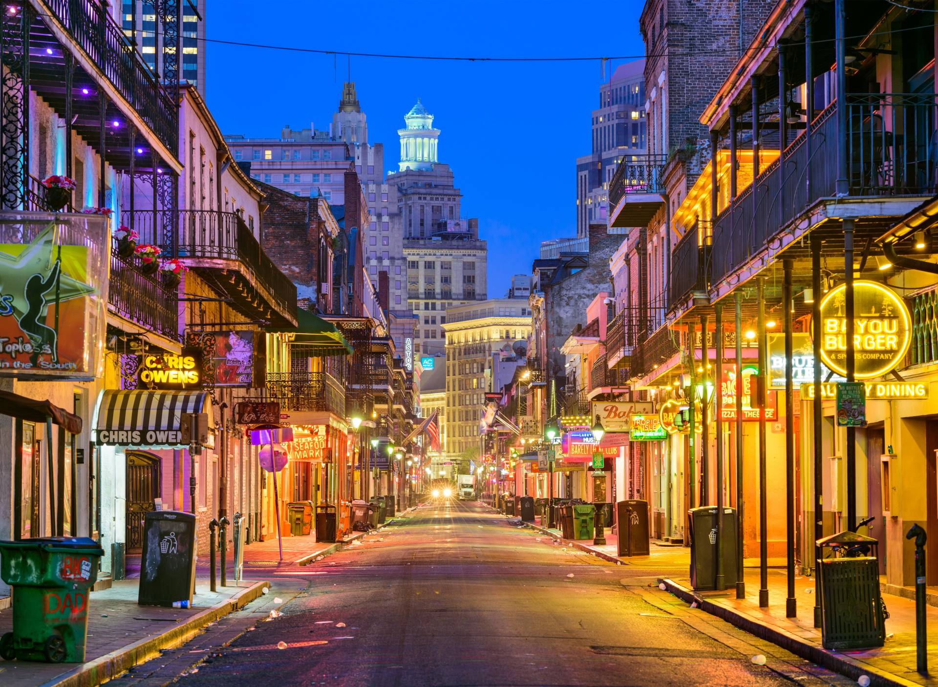 Papermoon Fototapete »Bourbon Street New Orleans« von Papermoon