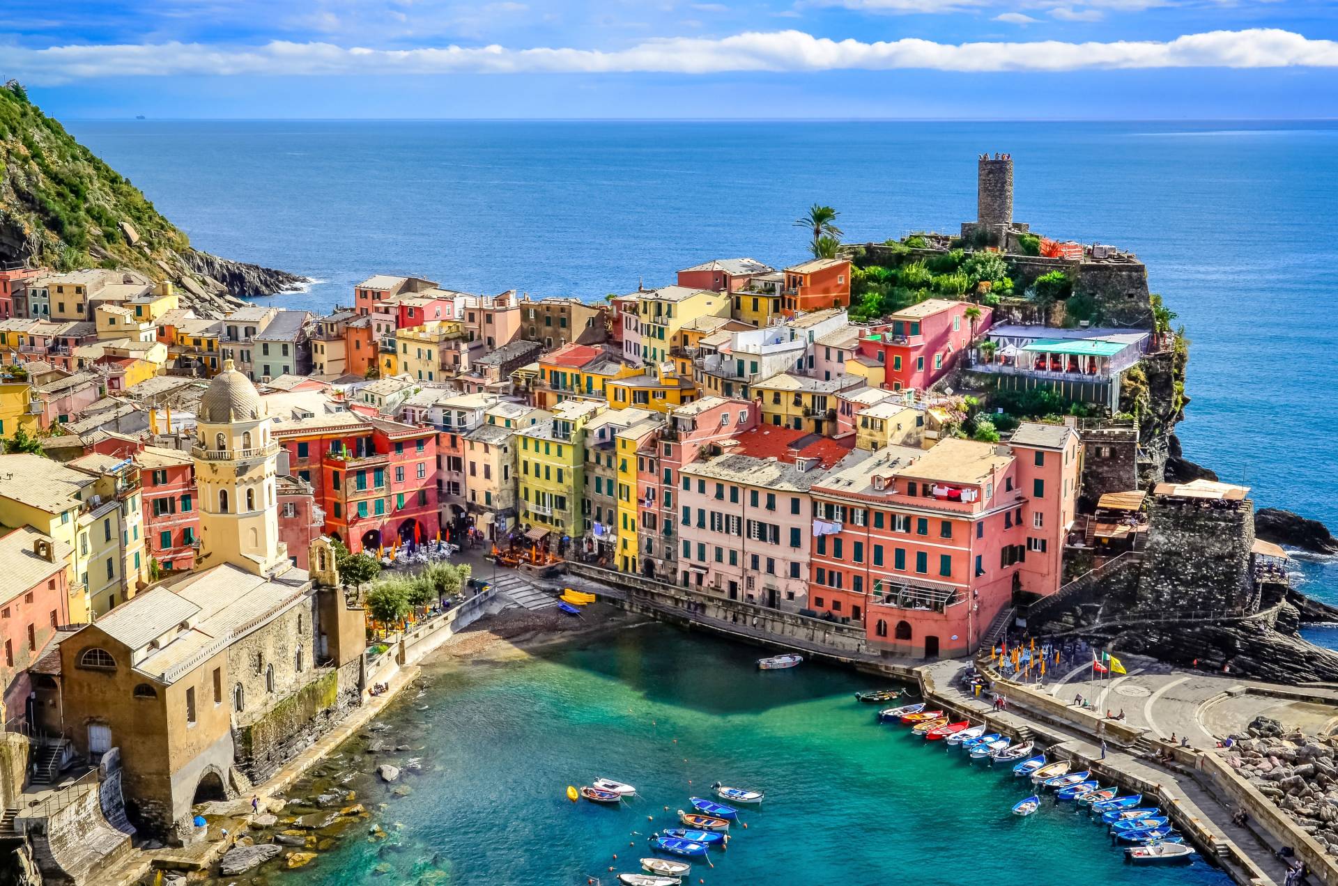 Papermoon Fototapete »Colorful Village Vernazza, Cinque Terre« von Papermoon