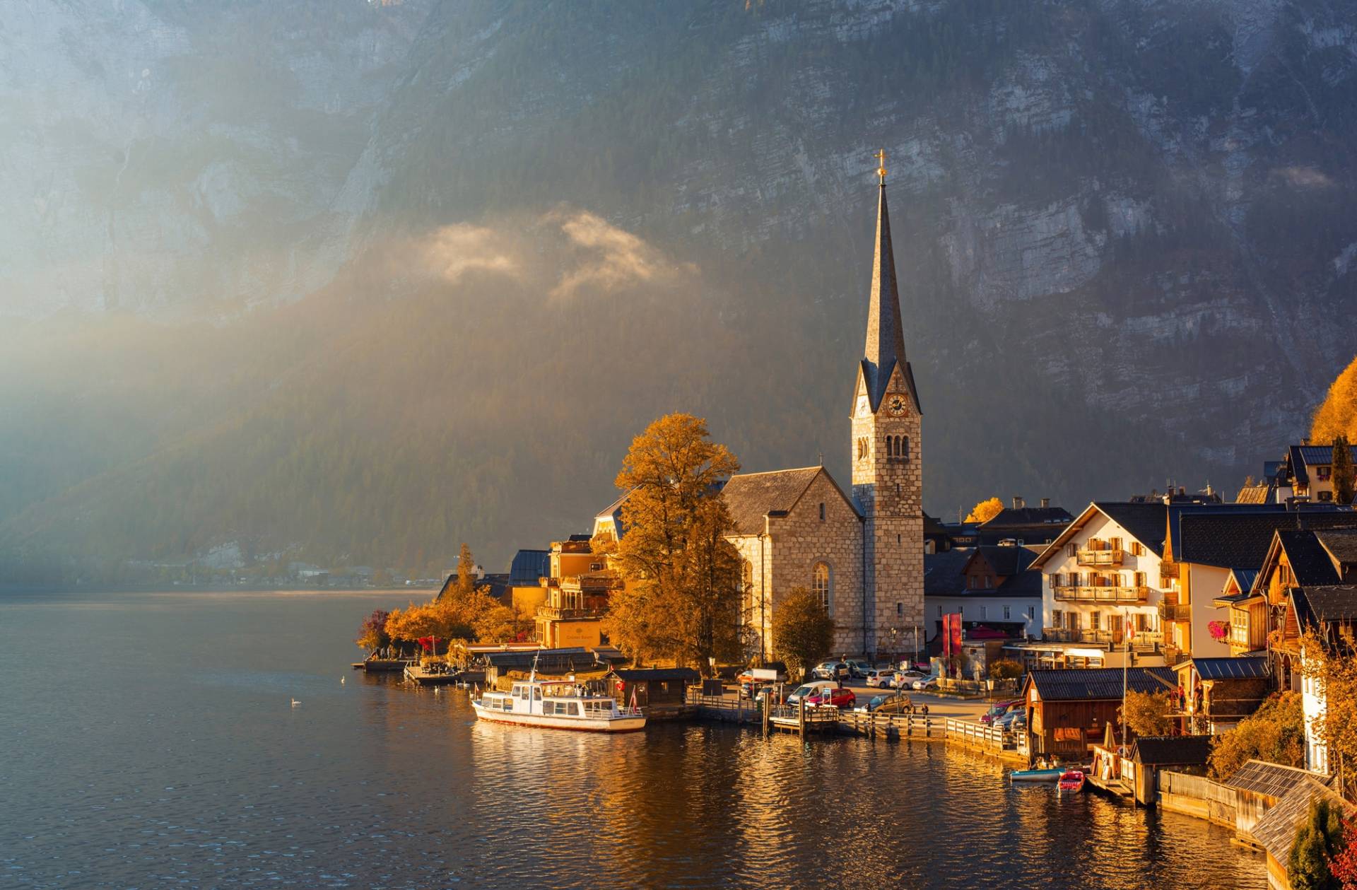 Papermoon Fototapete »HALLSATT-ALPEN DORF SALZKAMMERGUT SEE SALZ« von Papermoon