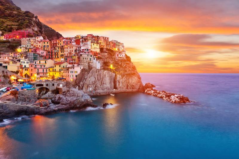 Papermoon Fototapete »Manarola, Cinque Terre Coast« von Papermoon