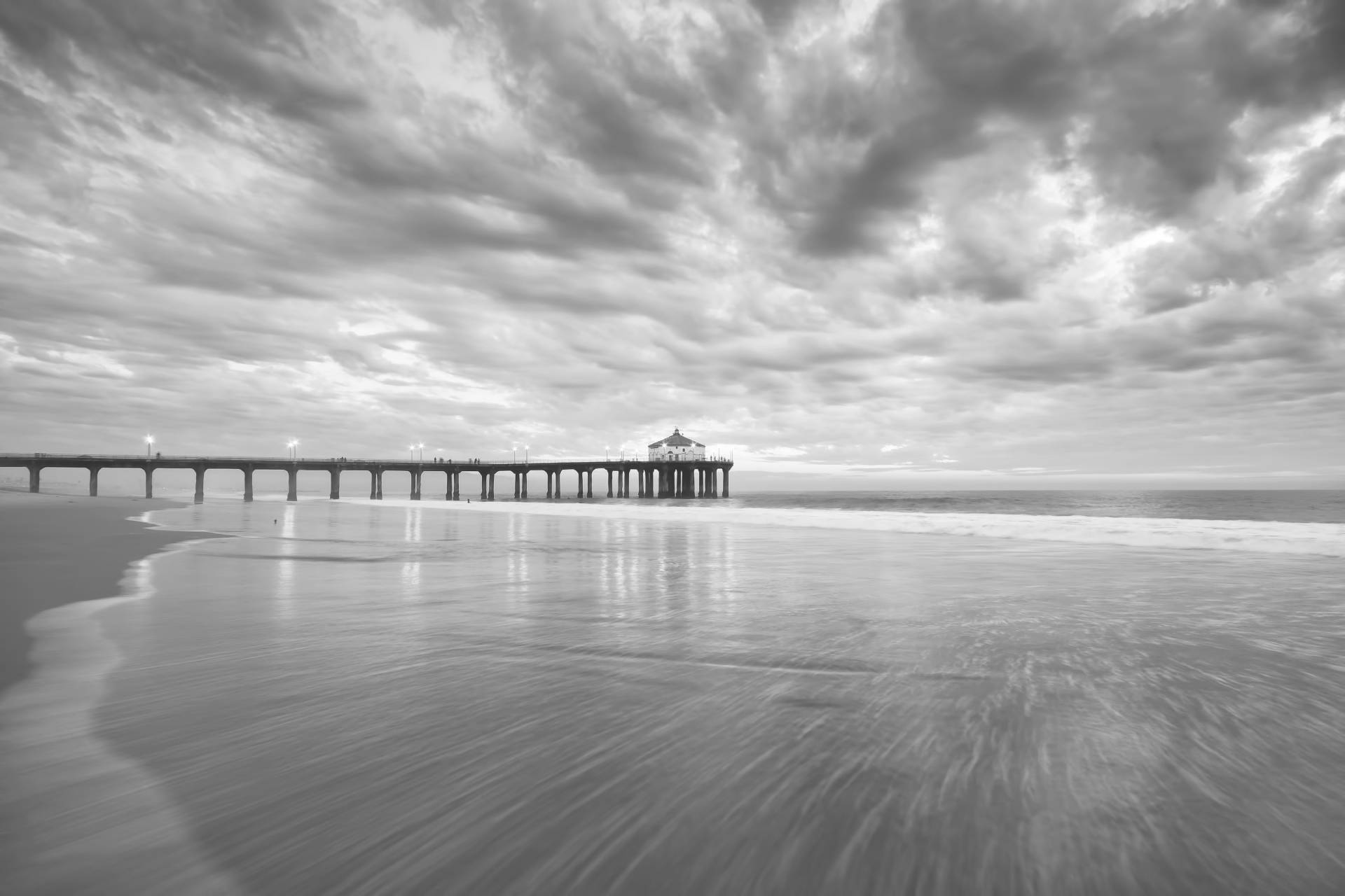 Papermoon Fototapete »Manhattan Beach Pier« von Papermoon