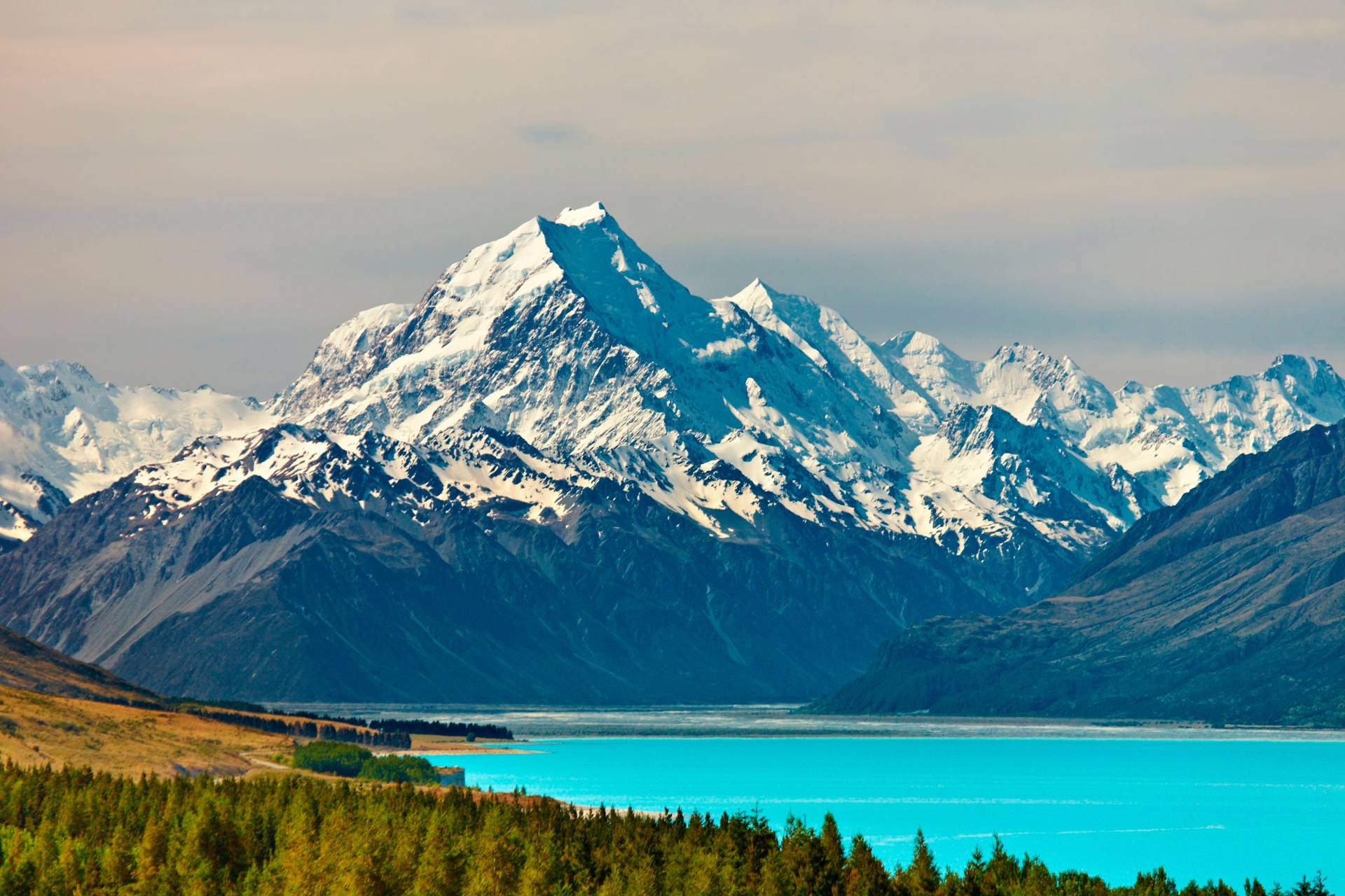 Papermoon Fototapete »Mount Cook and Pukaki Lake« von Papermoon