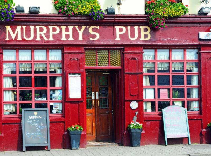 Papermoon Fototapete »Murphy´s Pub Dingle Bay« von Papermoon