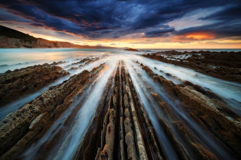 Papermoon Fototapete »Photo-Art JUAN PABLO DE, ZUMAIA FLYSCH« von Papermoon