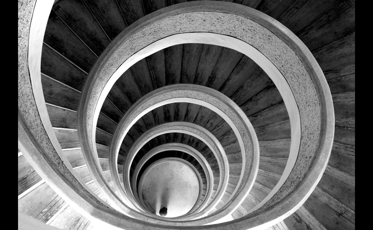 Papermoon Fototapete »Rundtreppen« Papermoon Fototapete »Rundtreppen« von Papermoon