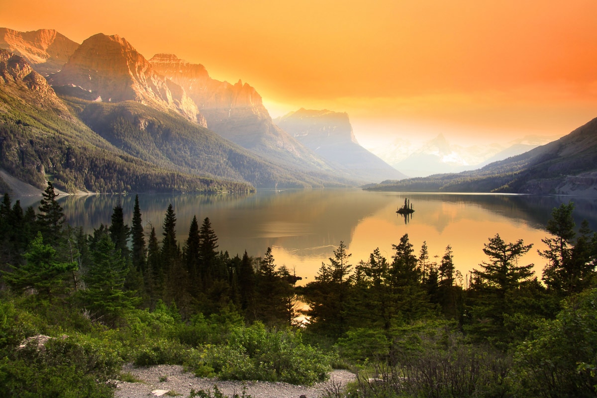 Papermoon Fototapete »Saint Mary Lake« Papermoon Fototapete »Saint Mary Lake« von Papermoon