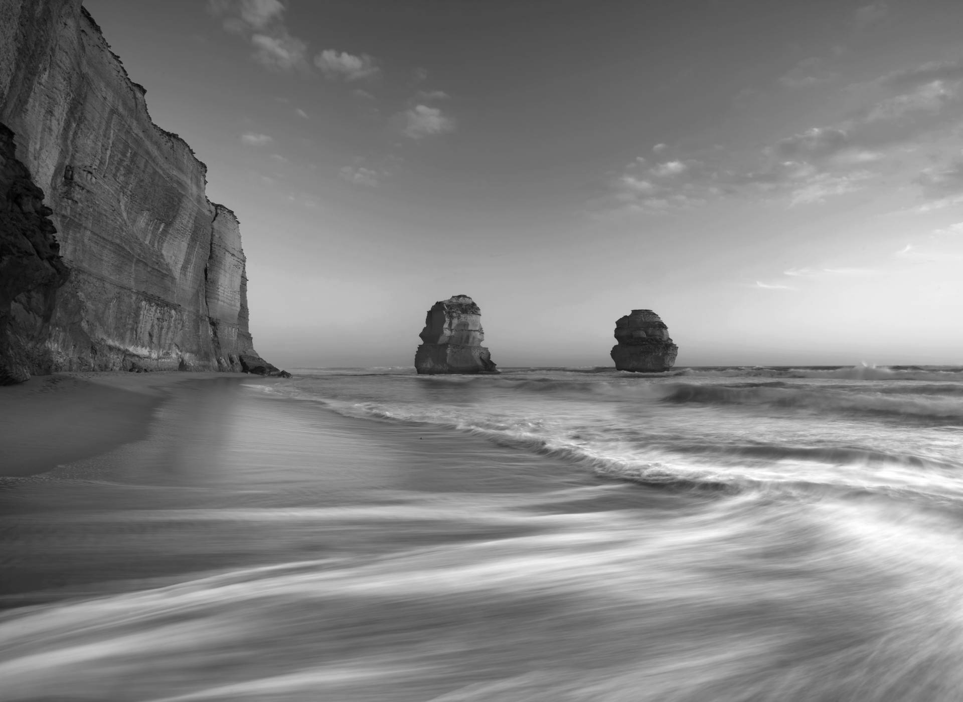 Papermoon Fototapete »Strand Schwarz & Weiss« von Papermoon