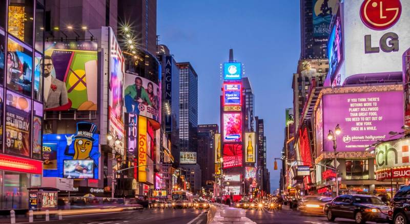 Papermoon Fototapete »Time Square« von Papermoon