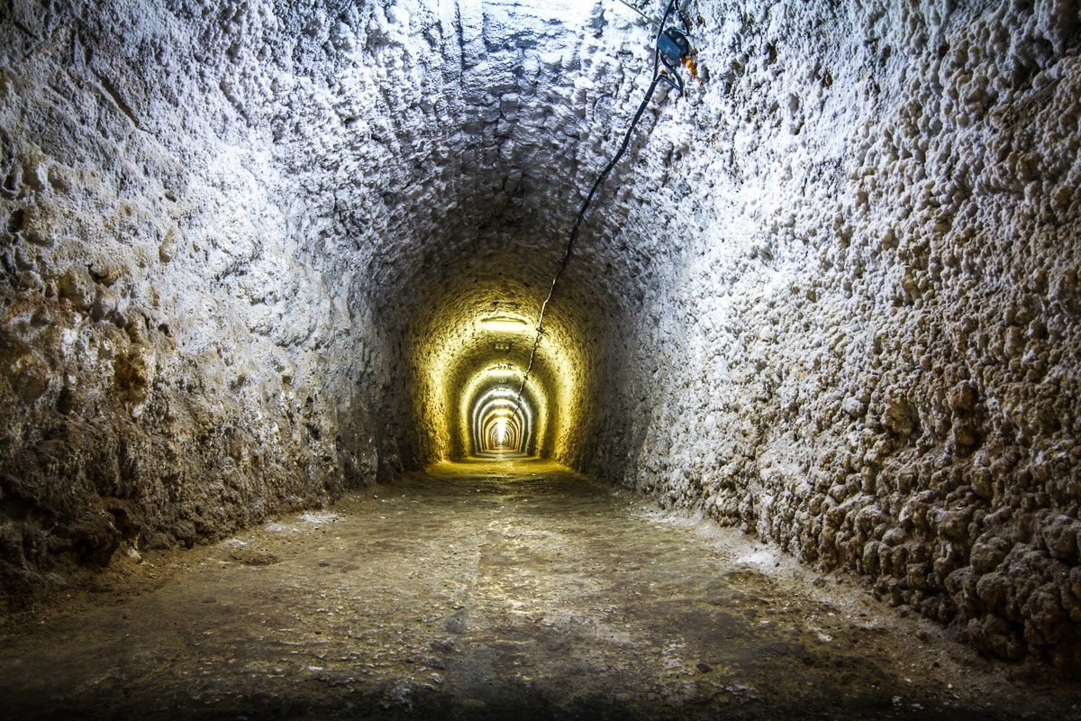 Papermoon Fototapete »Tunnel« Papermoon Fototapete »Tunnel« von Papermoon