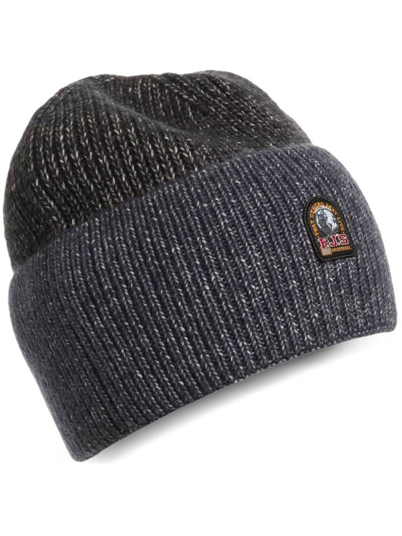 Parajumpers logo-patch beanie hat - Grey von Parajumpers