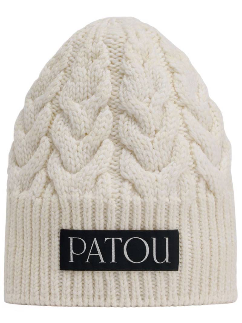 Patou cable-knit beanie - White von Patou