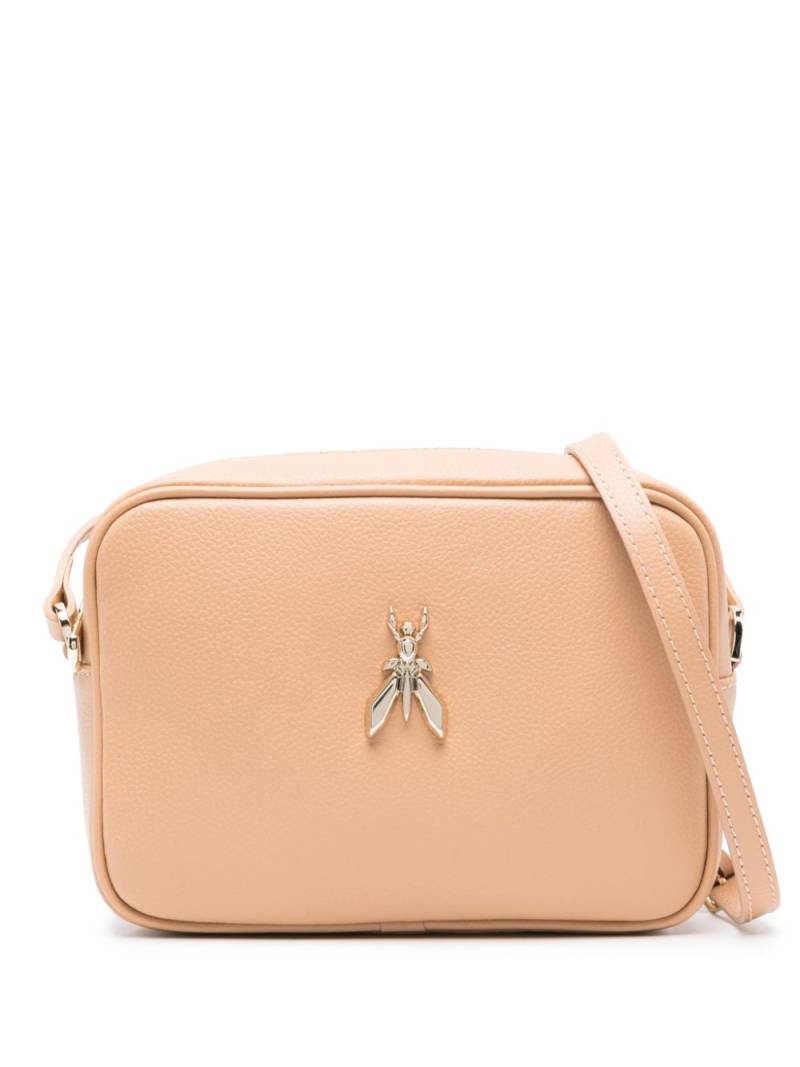 Patrizia Pepe Fly-appliqué cross body bag - Neutrals von Patrizia Pepe