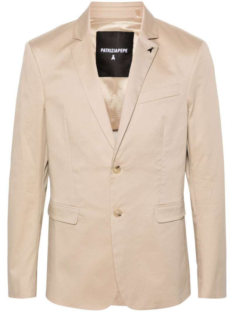 Patrizia Pepe brooch-detail single-breasted blazer - Neutrals von Patrizia Pepe