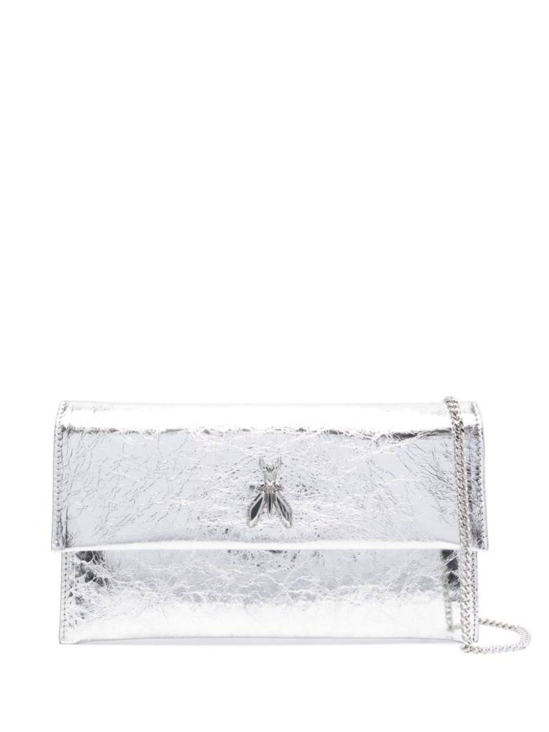 Patrizia Pepe logo-plaque cracked effect crossbody bag - Silver von Patrizia Pepe