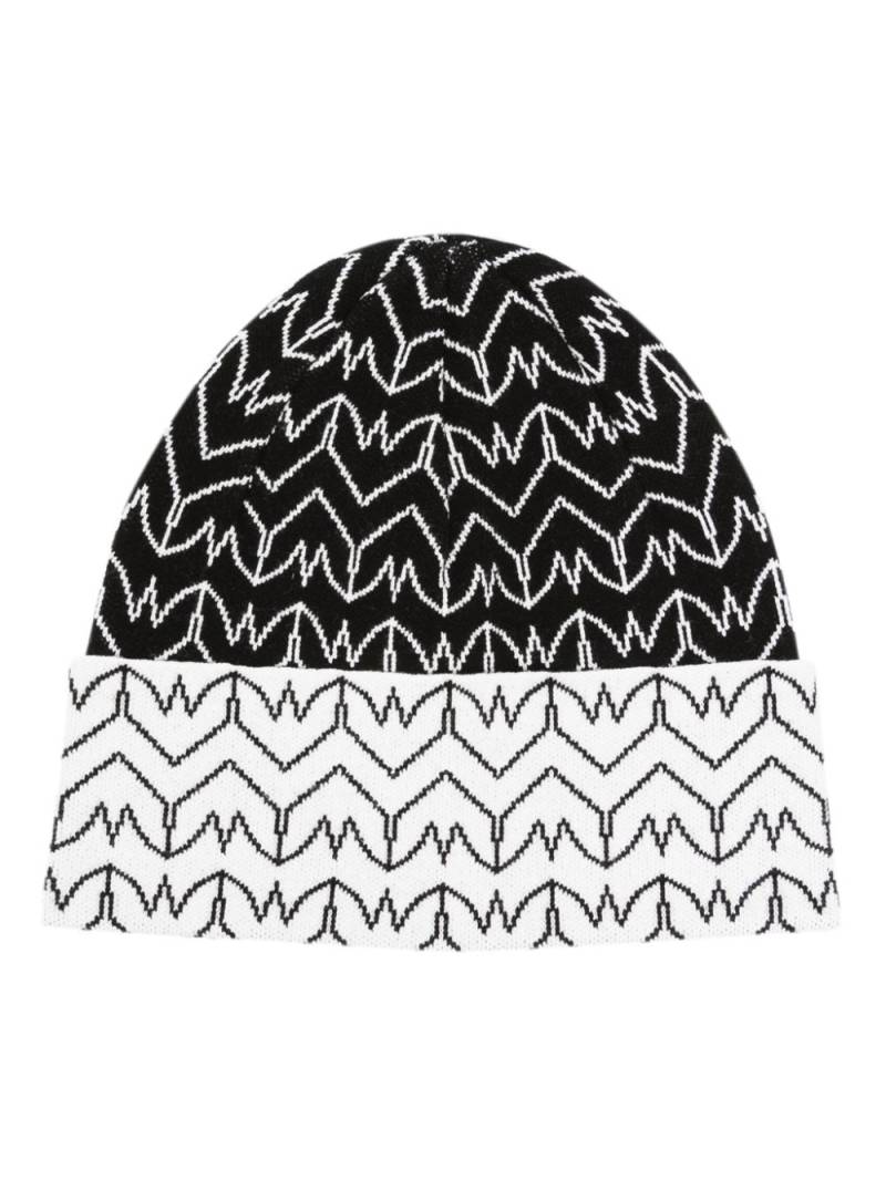 Patrizia Pepe monogram-print beanie - Black von Patrizia Pepe