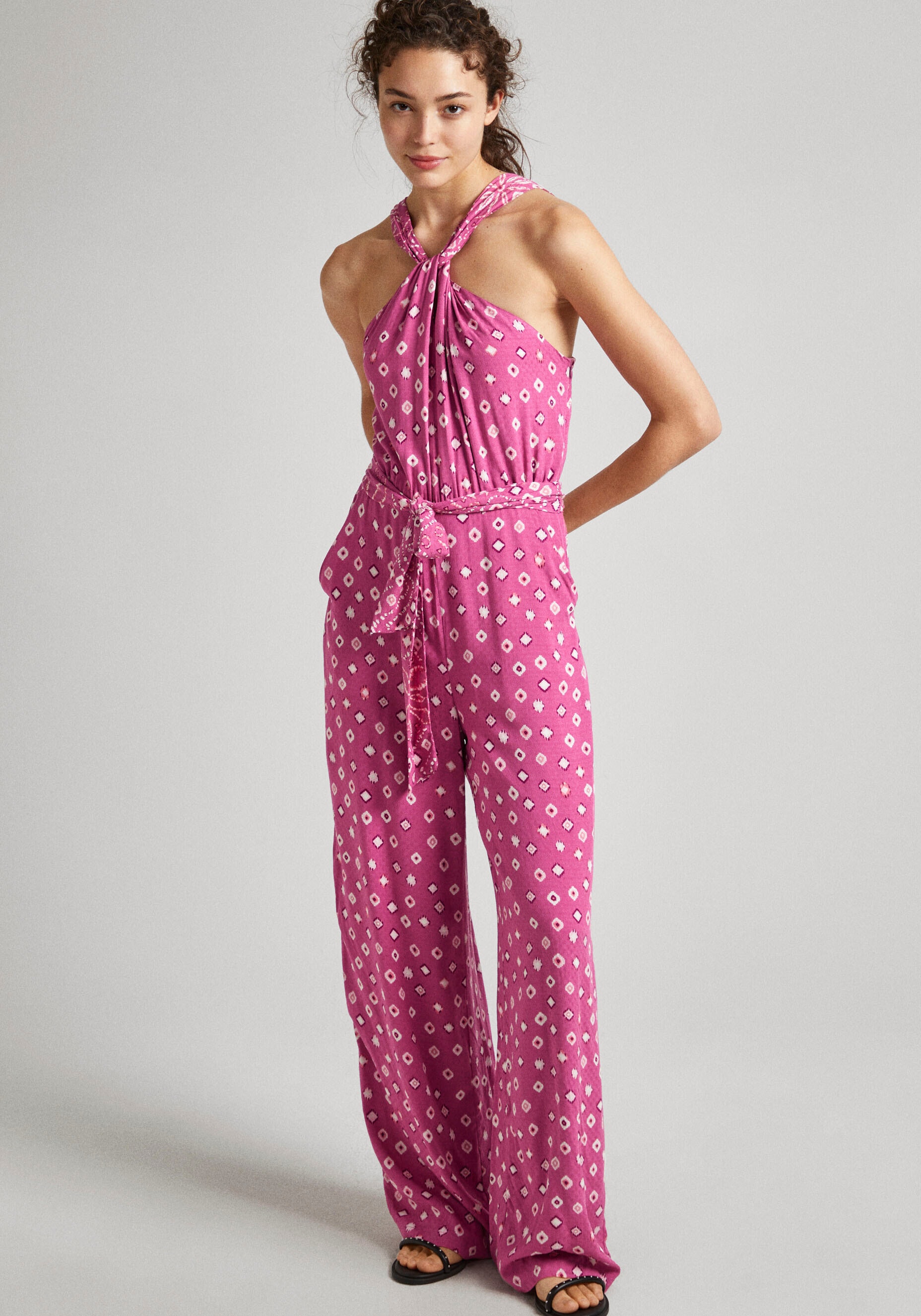 Pepe Jeans Overall »DOLLY«, mit Alloverprint aus fliessender Viskosequalität von Pepe Jeans