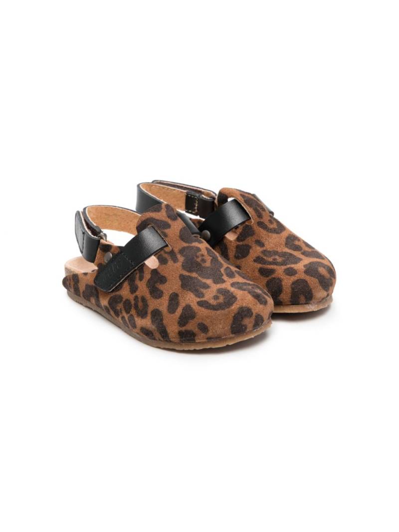 Pèpè leopard-print leather closed-toe sandals - Brown von Pèpè