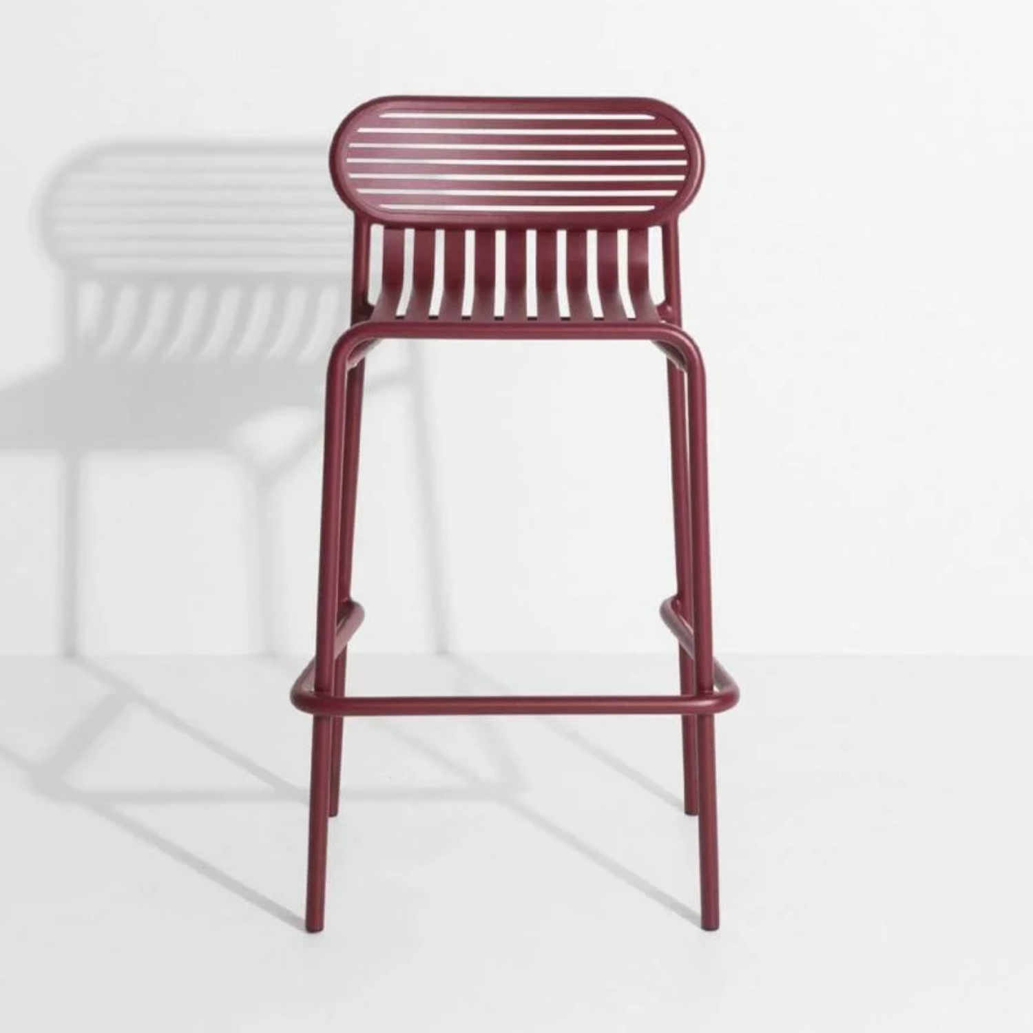 Week-End Barstool Barstuhl, Farbe burgundy von Petite Friture