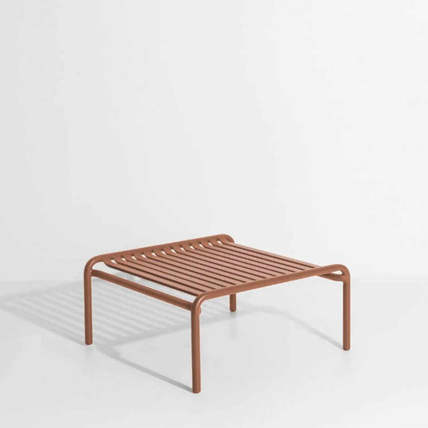 Week-End Coffee Table Couchtisch, Farbe terracotta von Petite Friture