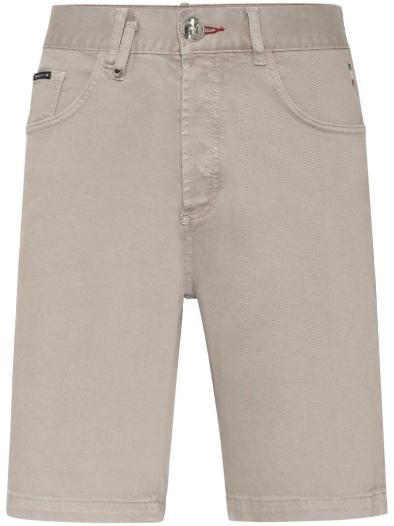 Philipp Plein logo-patch denim bermuda shorts - Neutrals von Philipp Plein