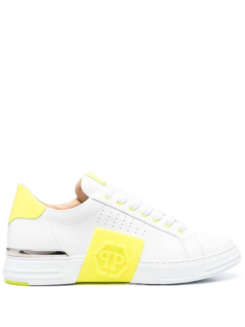 Philipp Plein logo-patch lace-up sneakers - White von Philipp Plein