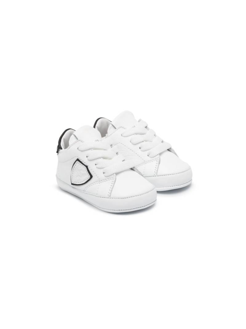 Philippe Model Kids logo-patch leather sneakers - White von Philippe Model Kids