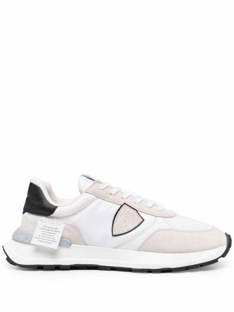 Philippe Model Paris Antibes Mondial sneakers - White von Philippe Model Paris