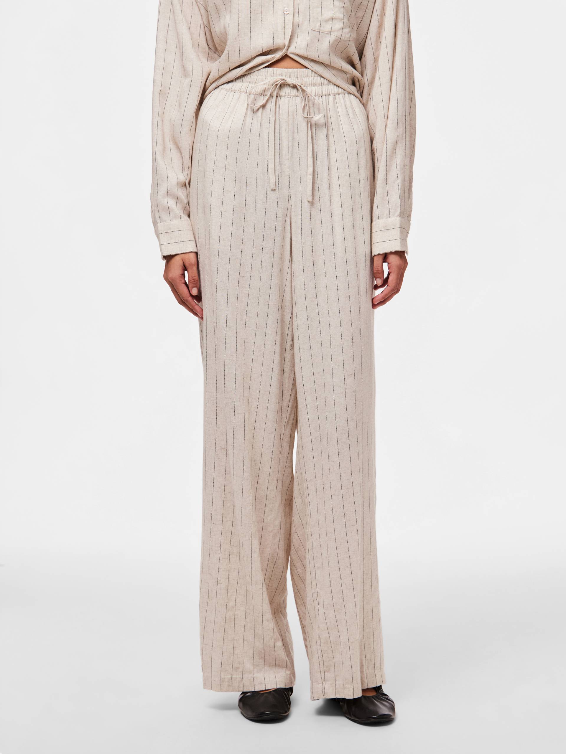 pieces Schlupfhose »PCPIA HW WIDE PANTS WVN NOOS« pieces Schlupfhose »PCPIA HW WIDE PANTS WVN NOOS« von Pieces