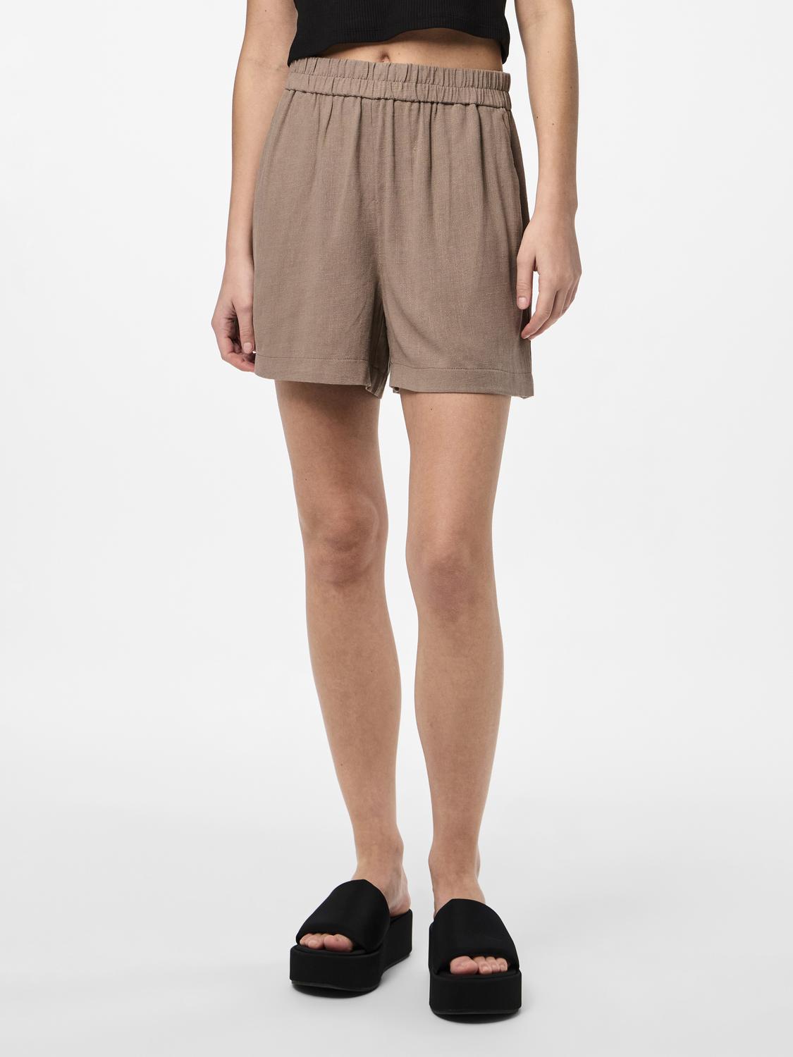 pieces Shorts »PCVINSTY HW LINEN SHORTS NOOS BC« von Pieces