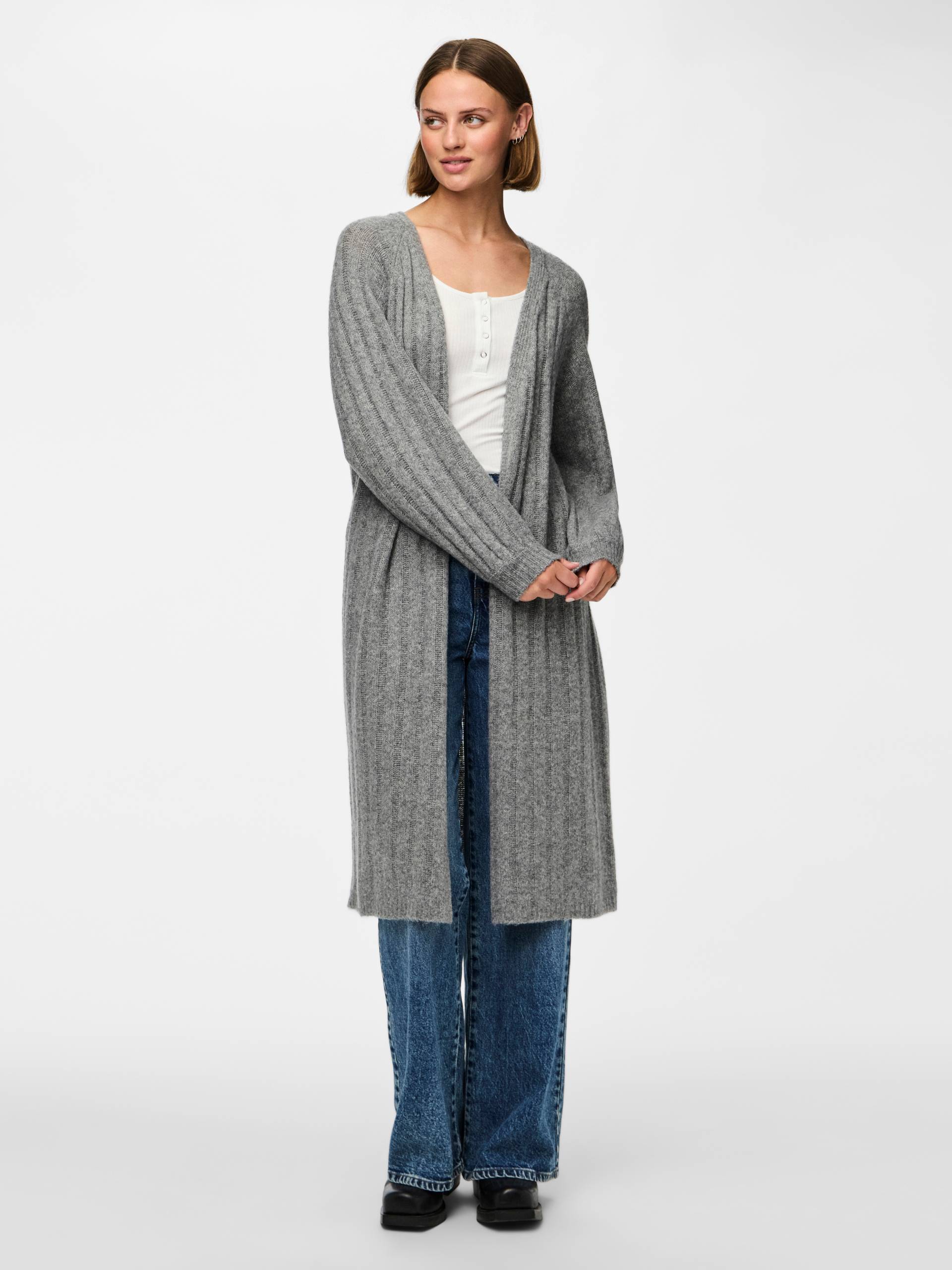 pieces Strickjacke »PCMAGGY LS LONG KNIT CARDIGAN NOOS BC« pieces Strickjacke »PCMAGGY LS LONG KNIT CARDIGAN NOOS BC« von Pieces