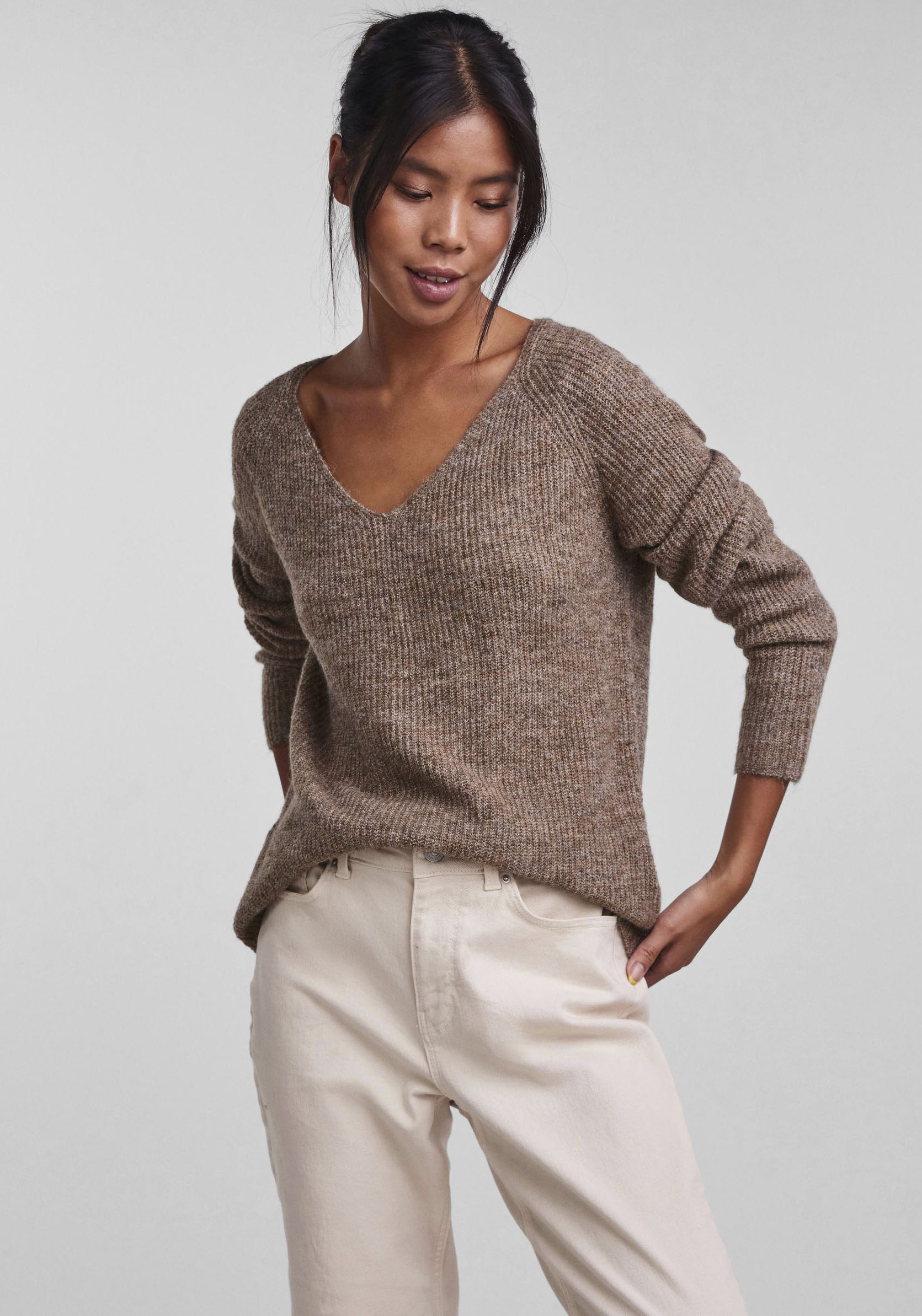 pieces V-Ausschnitt-Pullover »PCELLEN LS V-NECK KNIT NOOS BC«, mit Wolle von Pieces