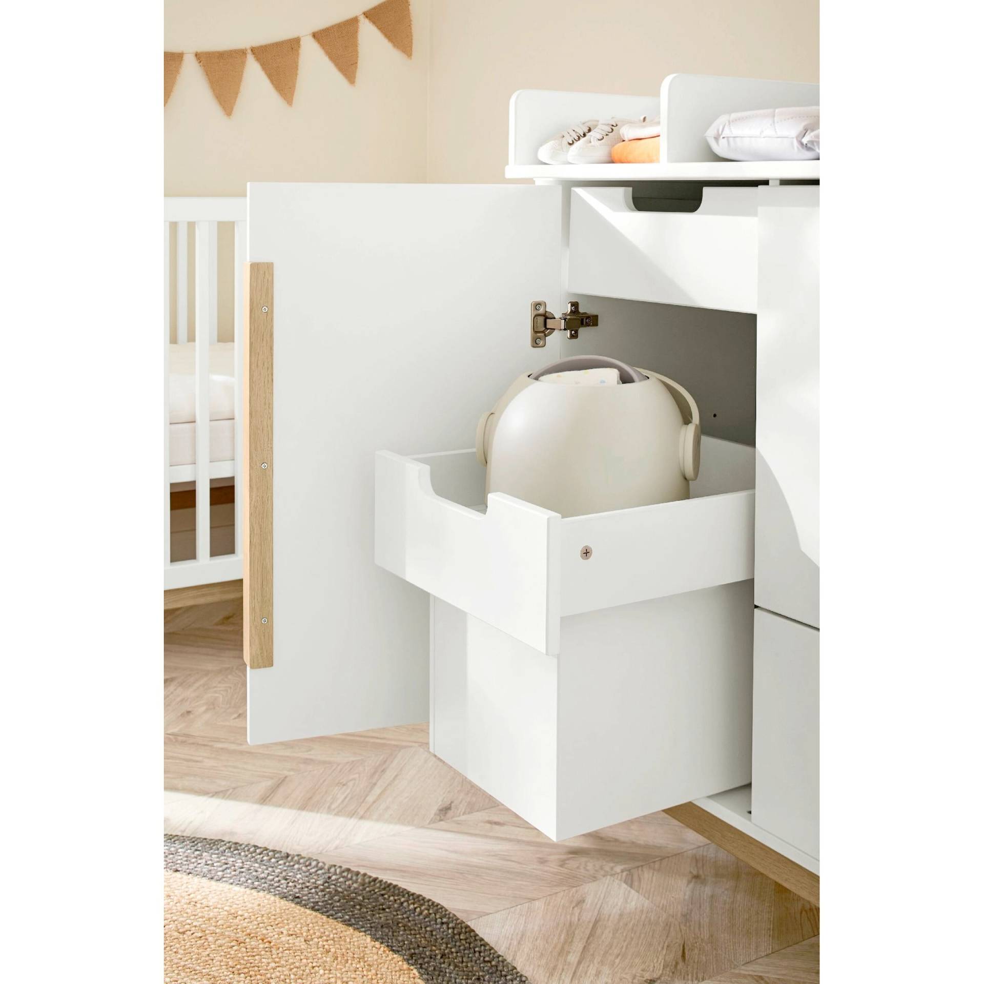 Windeleimerauszug für Wickelkommode Juna - exklusiv bei babywalz Windeleimerauszug für Wickelkommode Juna - exklusiv bei babywalz von Pinolino