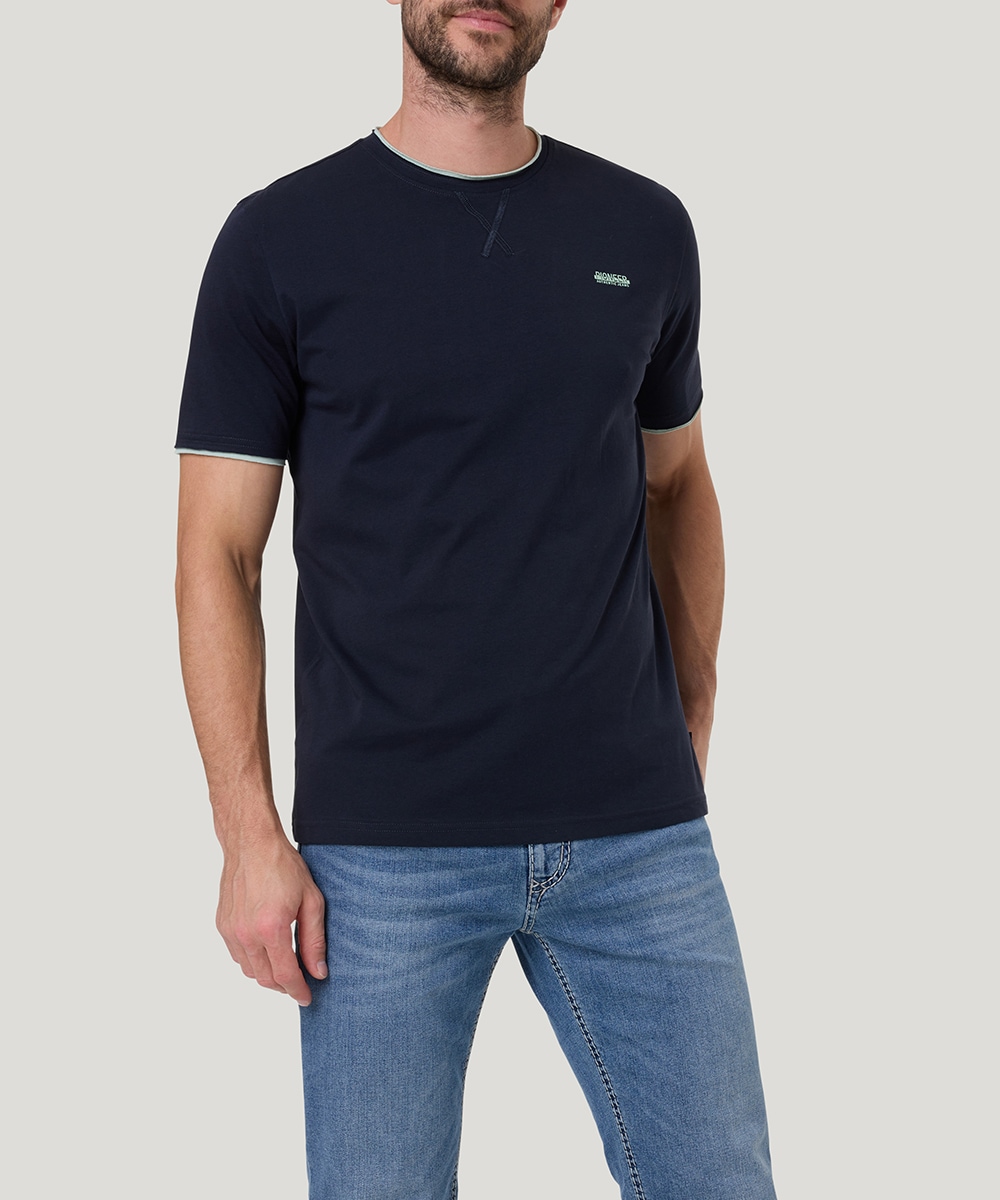 Pioneer Authentic Jeans T-Shirt, mit kontrastfarbenen Details von Pioneer Authentic Jeans