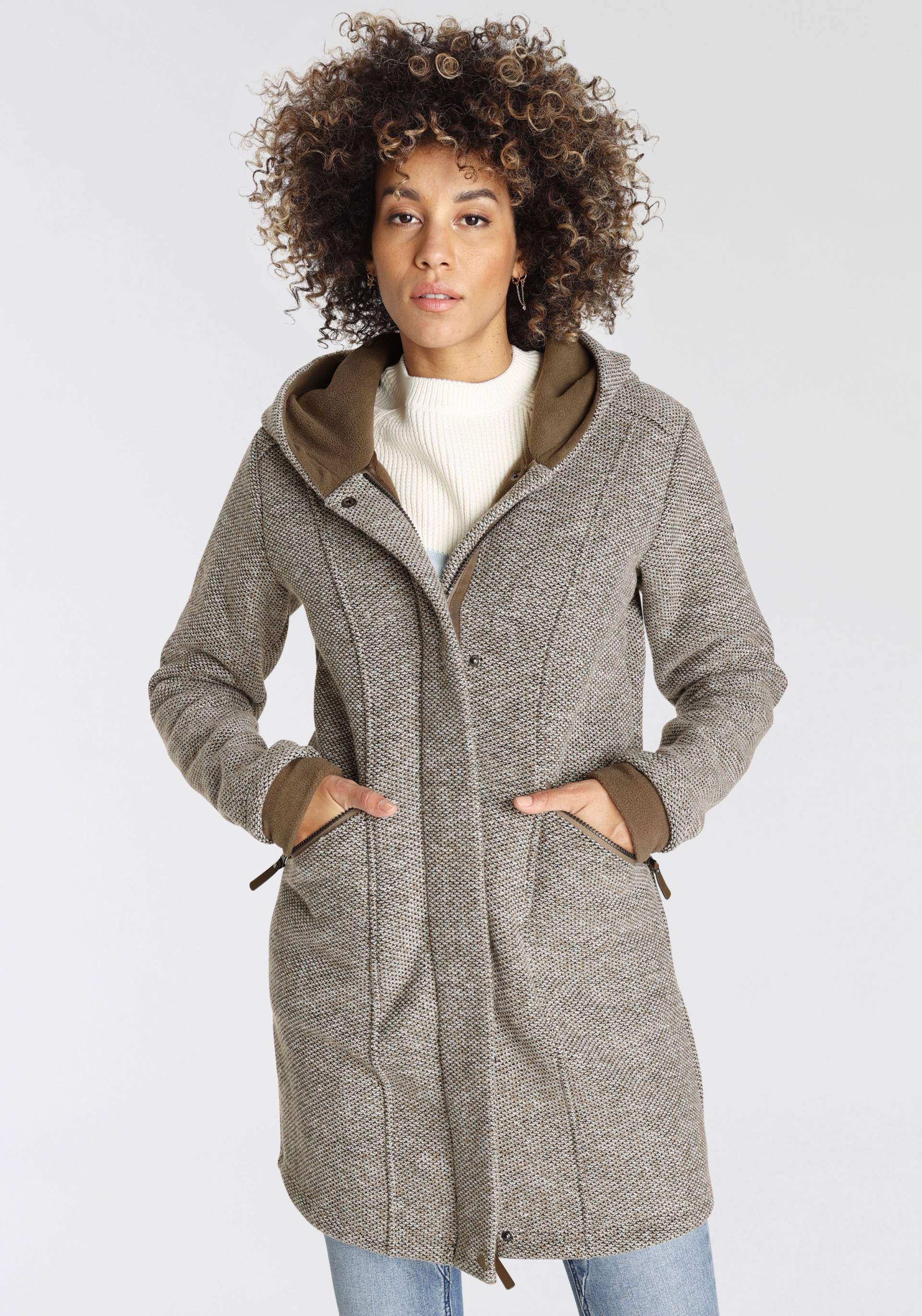 Polarino Strickmantel, atmungsaktiv und wärmeisolierend. Strickoptik aussen, Fleece innen. Polarino Strickmantel, atmungsaktiv und wärmeisolierend. Strickoptik aussen, Fleece innen. von Polarino