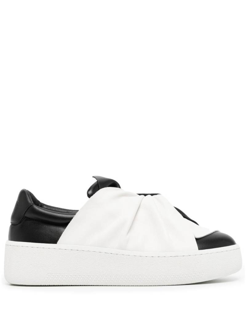 Ports 1961 knot-detail slip-on sneakers - Black von Ports 1961