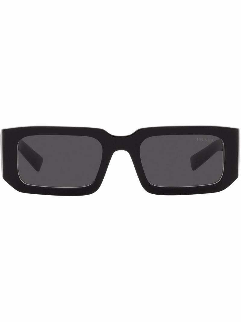 Prada Eyewear PR 06YS rectangle frame sunglasses - Black von Prada Eyewear