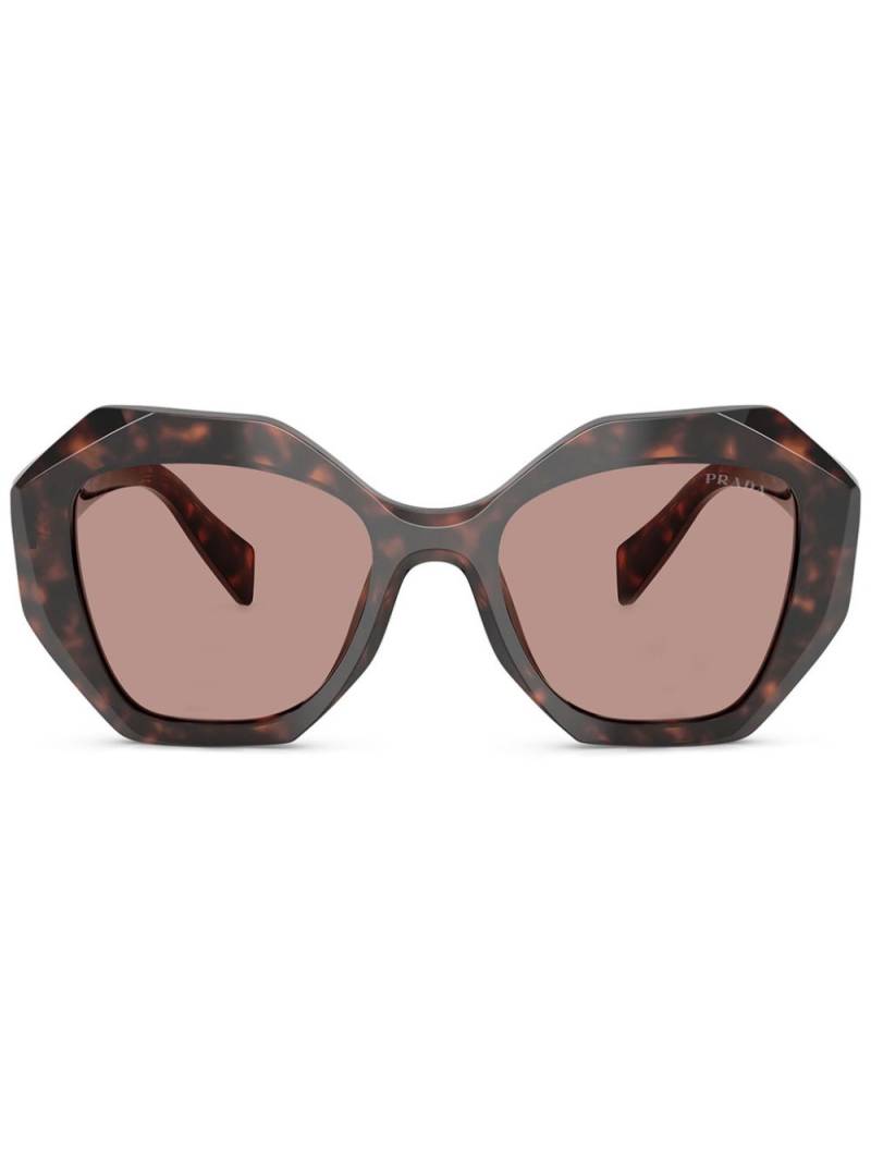 Prada Eyewear hexagon-frame sunglasses - Brown von Prada Eyewear