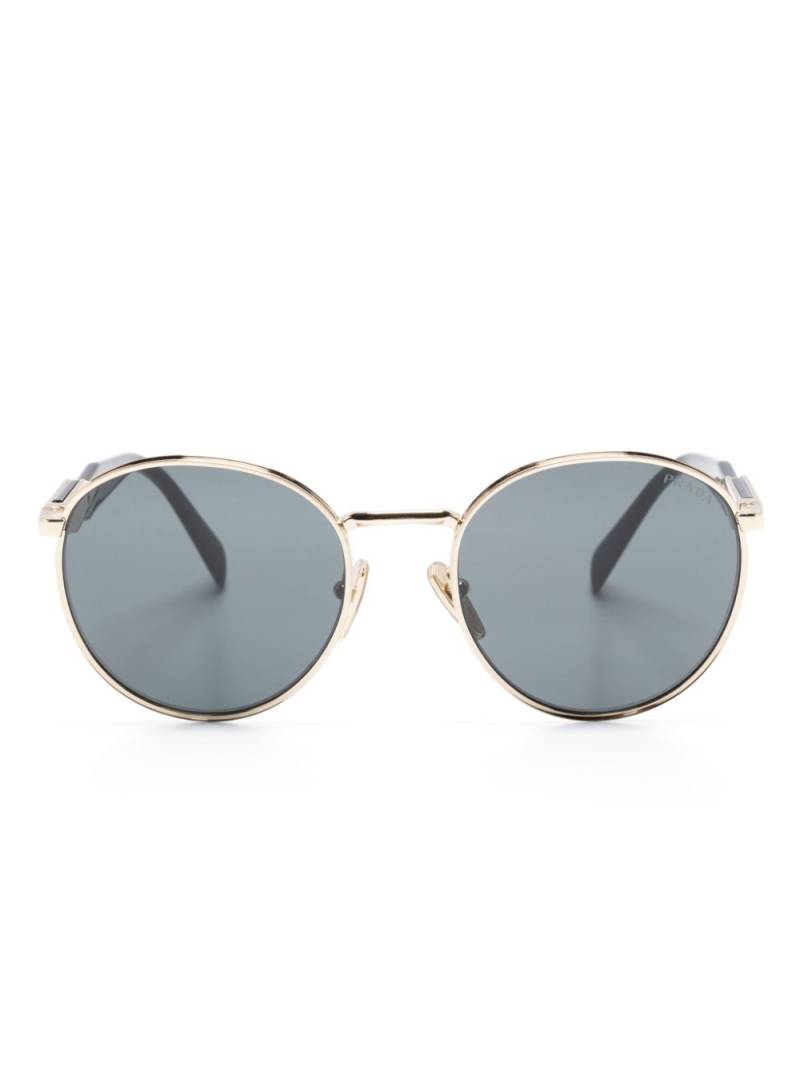 Prada Eyewear logo-engraved round-frame sunglasses - Black von Prada Eyewear