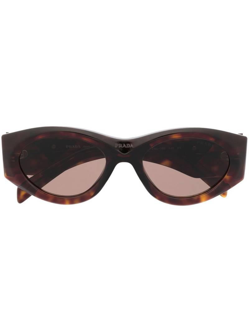 Prada Eyewear oval-frame sunglasses - Brown von Prada Eyewear