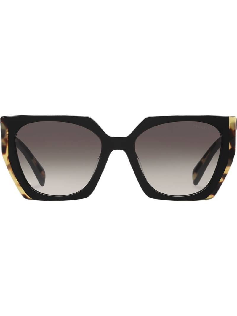 Prada Eyewear rectangle-frame sunglasses - Black von Prada Eyewear