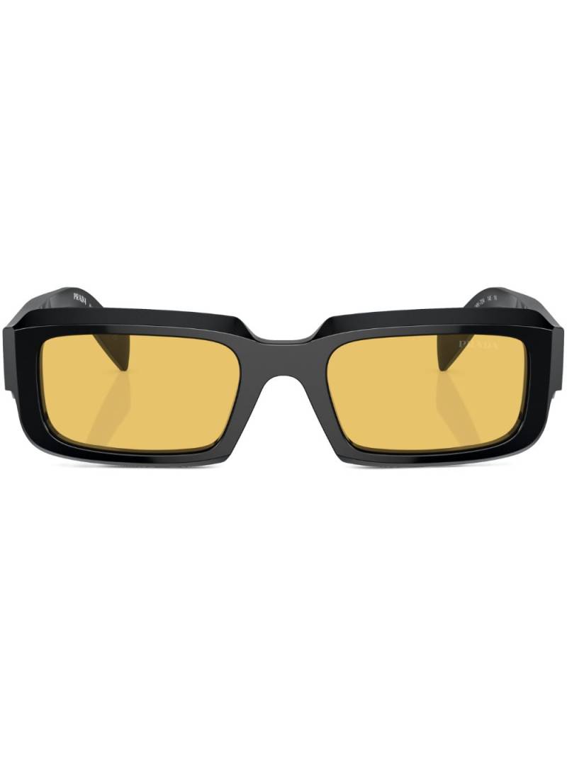 Prada Eyewear rectangle-frame sunglasses - Black von Prada Eyewear