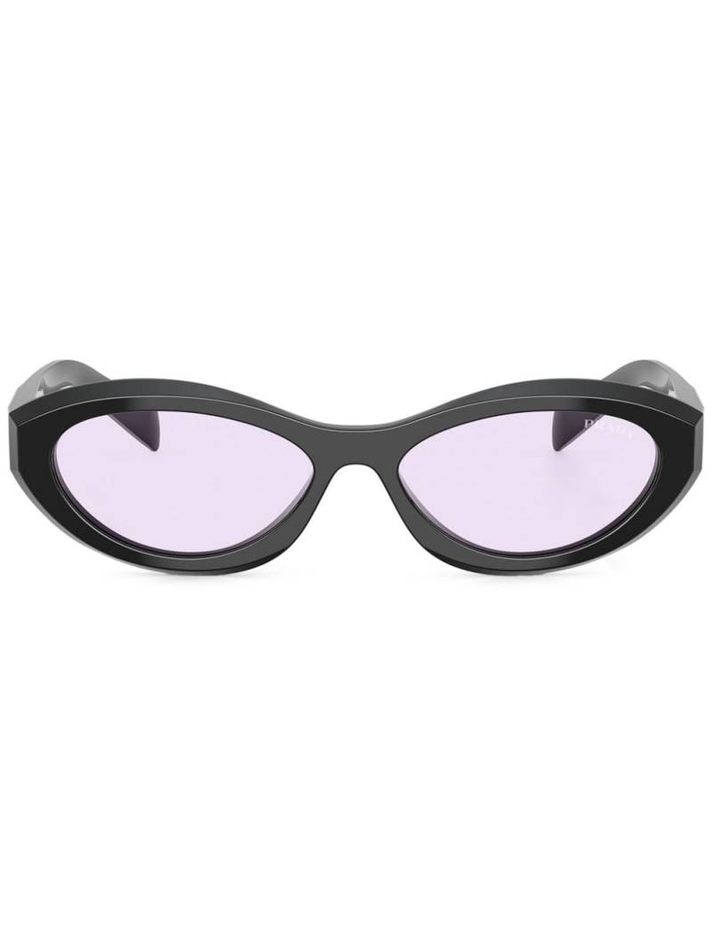 Prada Eyewear triangle-logo oval sunglasses - Black von Prada Eyewear