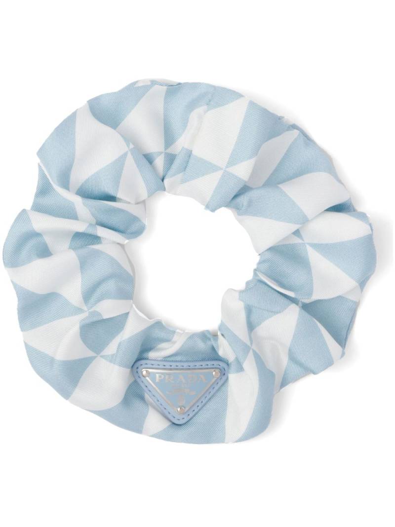 Prada triangle-logo twill scrunchie - Blue von Prada