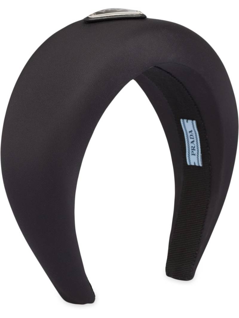 Prada logo-plaque wide headband - Black von Prada