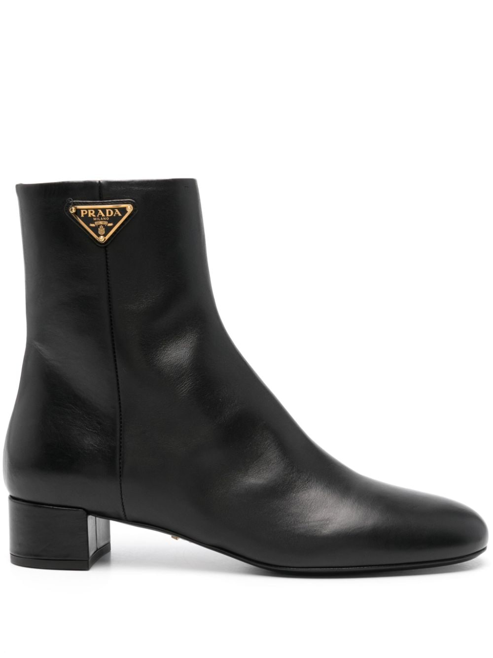 Prada triangle-logo leather boots - Black von Prada
